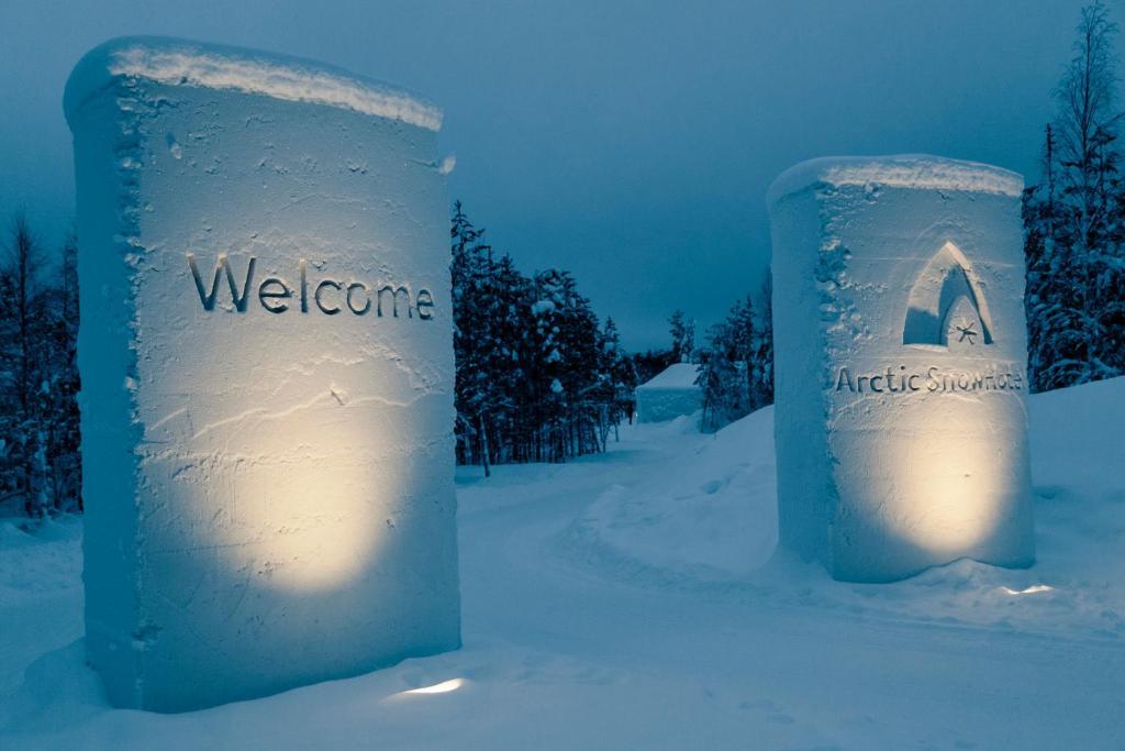 Arctic Snowhotel & Glass Igloos Sinettä Εξωτερικό φωτογραφία