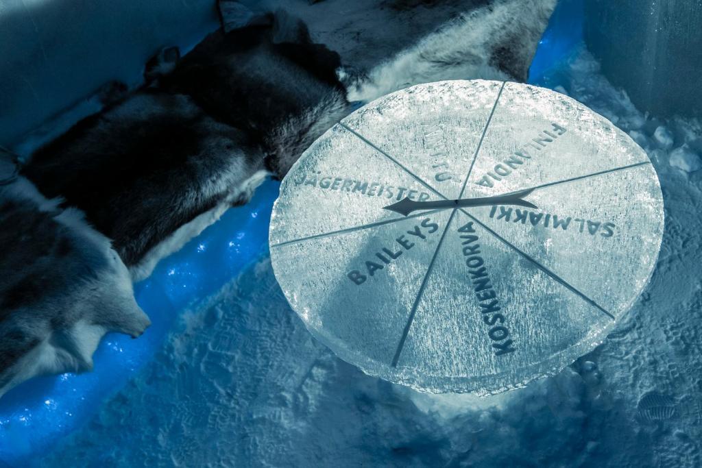 Arctic Snowhotel & Glass Igloos Sinettä Εξωτερικό φωτογραφία